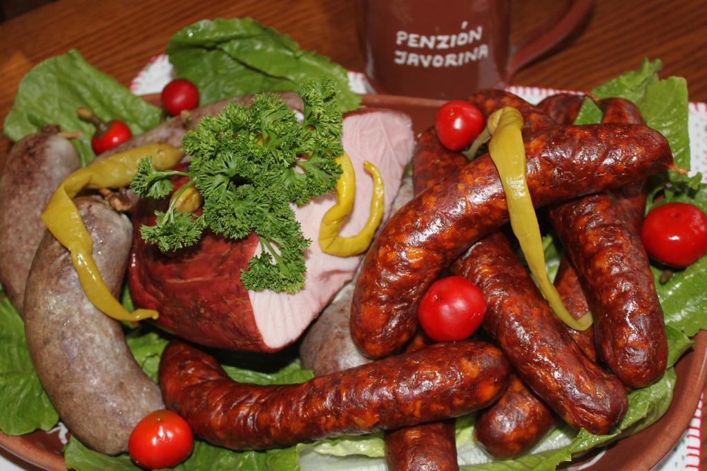 Penzion Javorina Čičmany Екстериор снимка