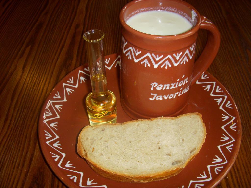 Penzion Javorina Čičmany Екстериор снимка